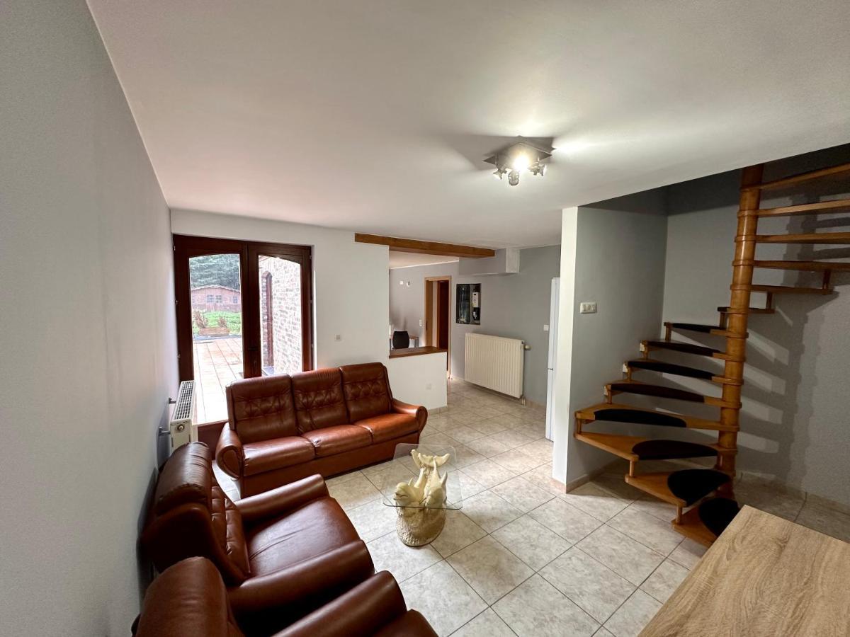 מונס Chambre Et Sdd Privees Dans Une Maison Partagee Avec Des Residents מראה חיצוני תמונה